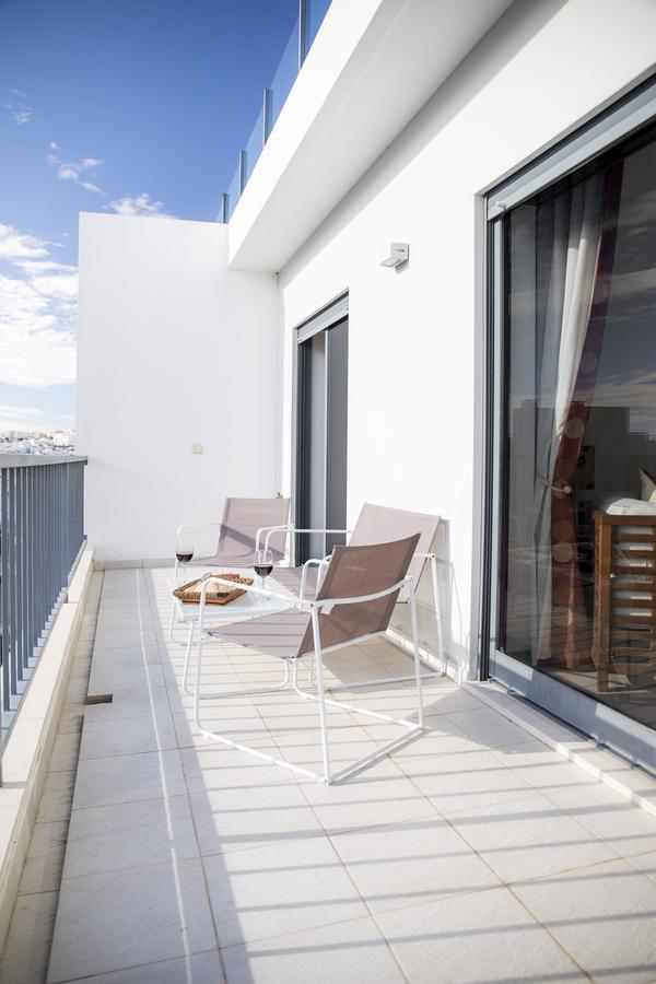 B04 - Luxury 2 Bed W Terrace Pool Apartment Лагос Екстериор снимка