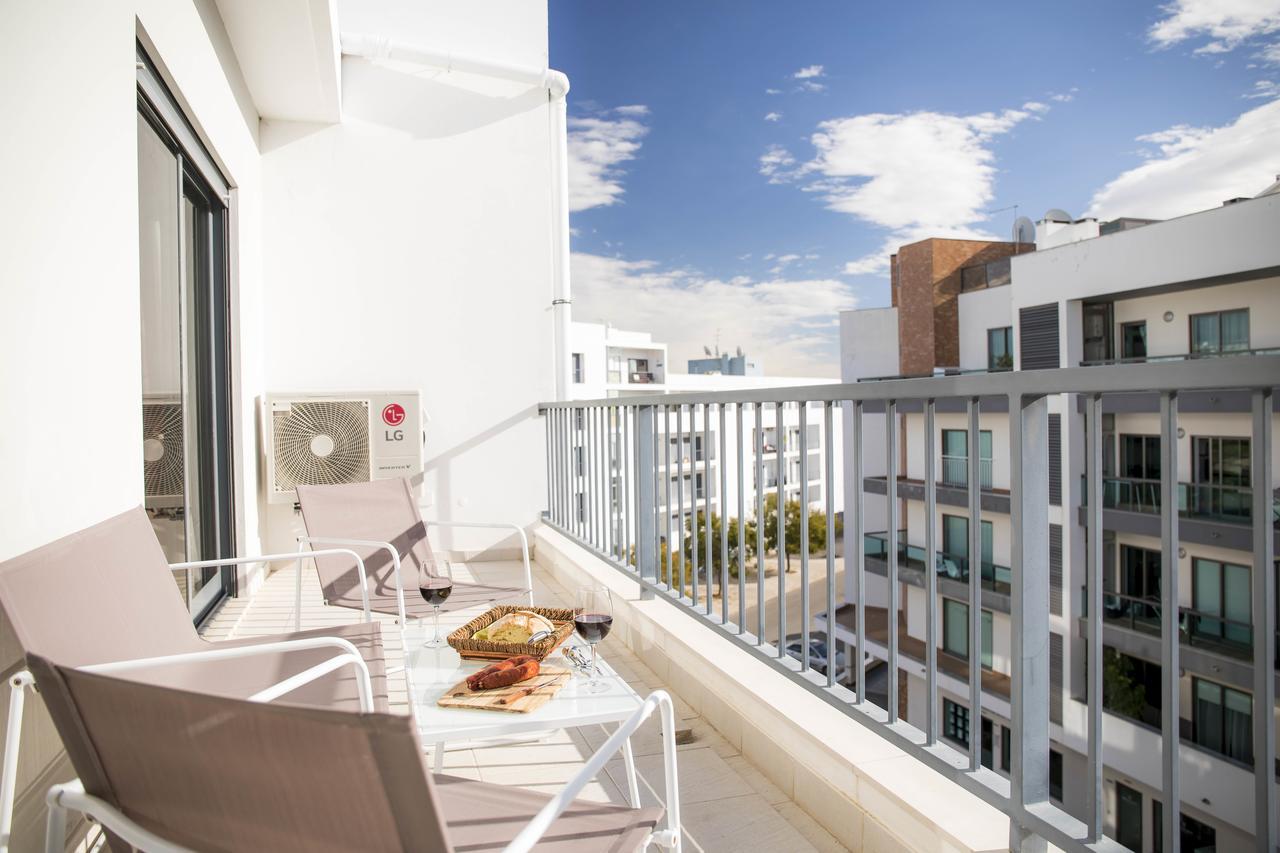 B04 - Luxury 2 Bed W Terrace Pool Apartment Лагос Екстериор снимка