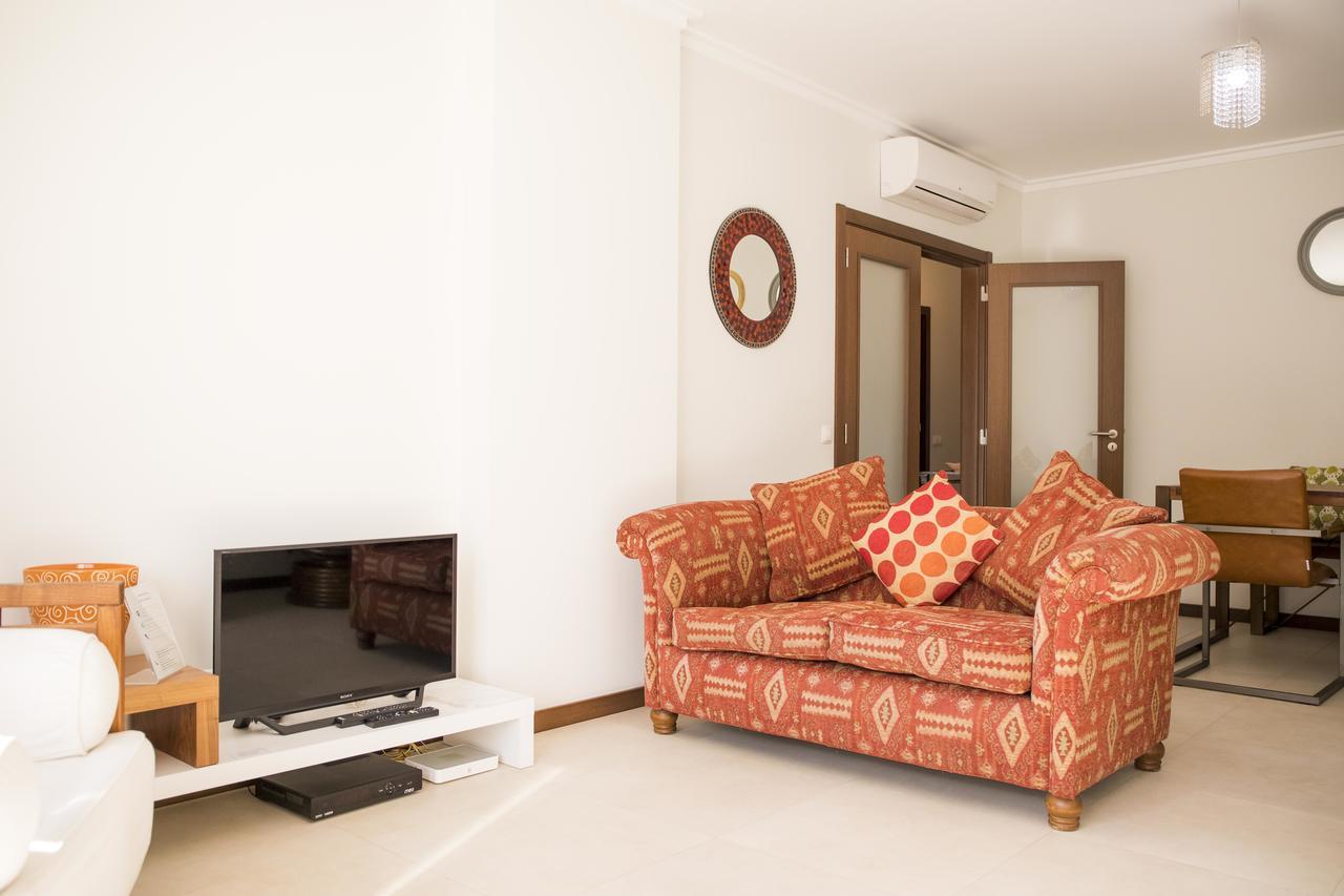B04 - Luxury 2 Bed W Terrace Pool Apartment Лагос Екстериор снимка