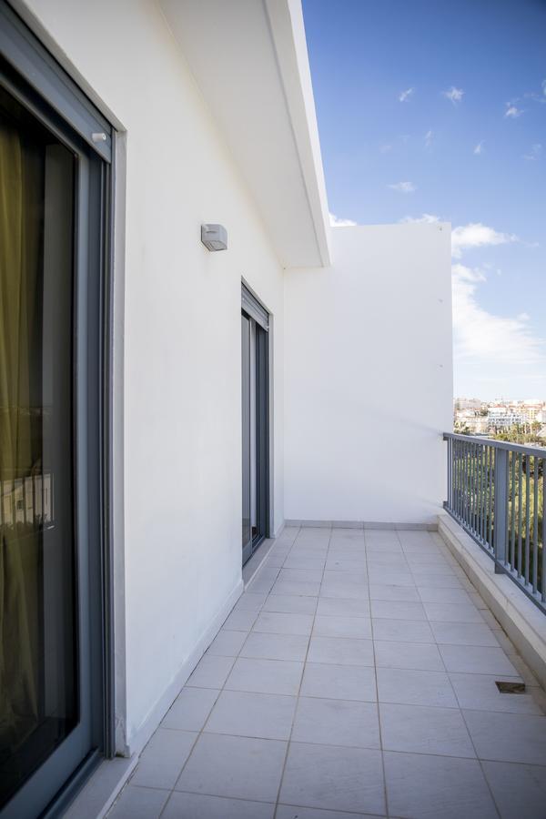 B04 - Luxury 2 Bed W Terrace Pool Apartment Лагос Екстериор снимка