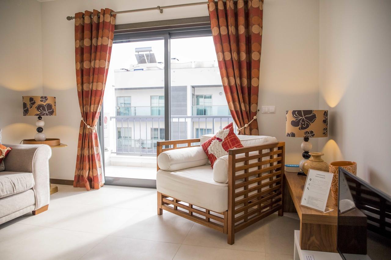 B04 - Luxury 2 Bed W Terrace Pool Apartment Лагос Екстериор снимка